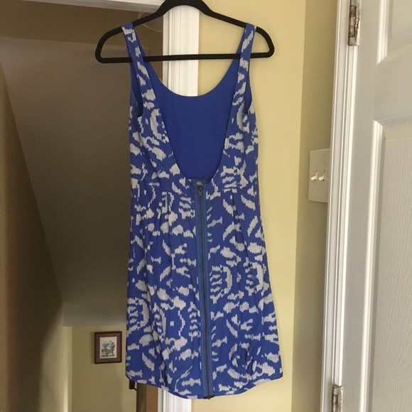 Dress with zipper down the back - Picture 2 of 2